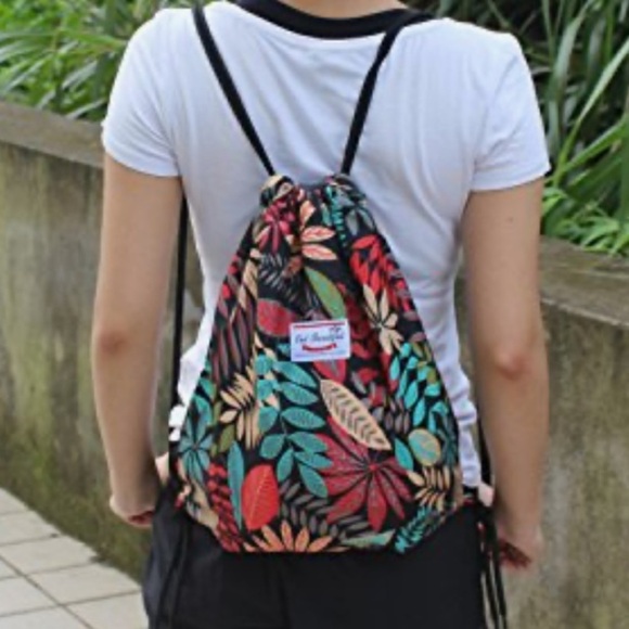 Miao Zhuo Tropical Greens Drawstring Bag - Picture 3 of 8